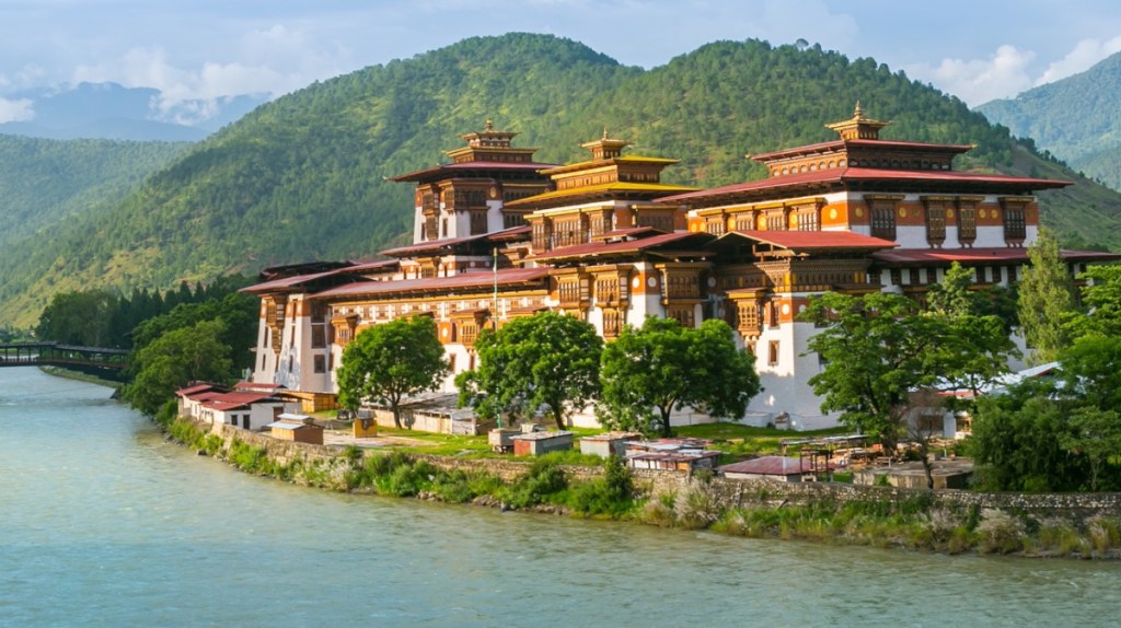 Bhutan: Exklusive Ruhe statt Massentourismus
